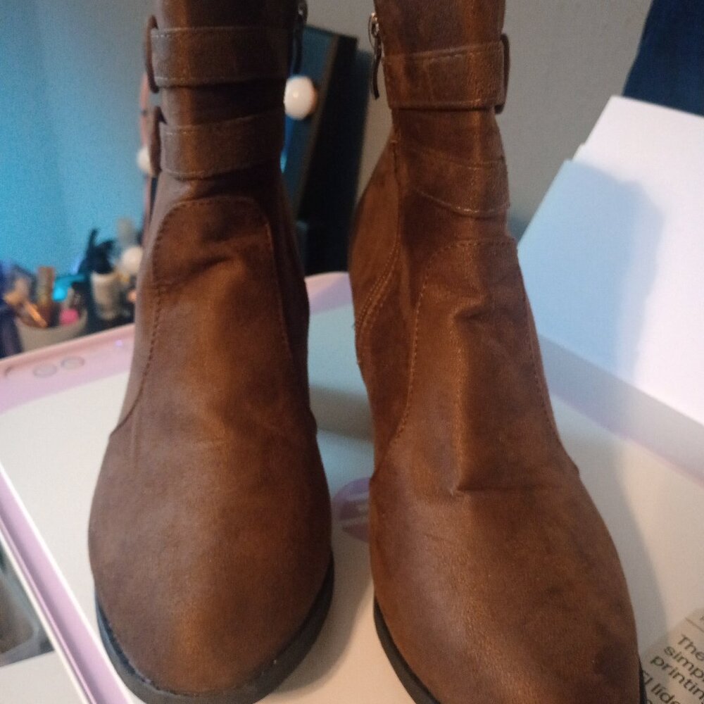Brown boots